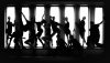 Съвременен танц, музика, и живопис обединени в спектакъла „Извън рамки“