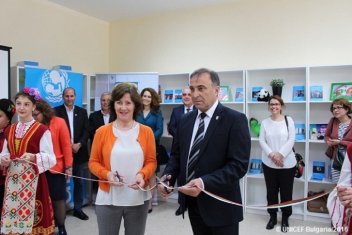 Център за обществена подкрепа отвори врати в Нова Загора