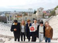 Търсят се приемни семейства в София за американски ученици по програма YES Abroad