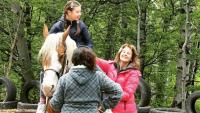 С благотворително четене Фондация „С любов към теб“ събира средства за изграждане на конна база за деца със СОП