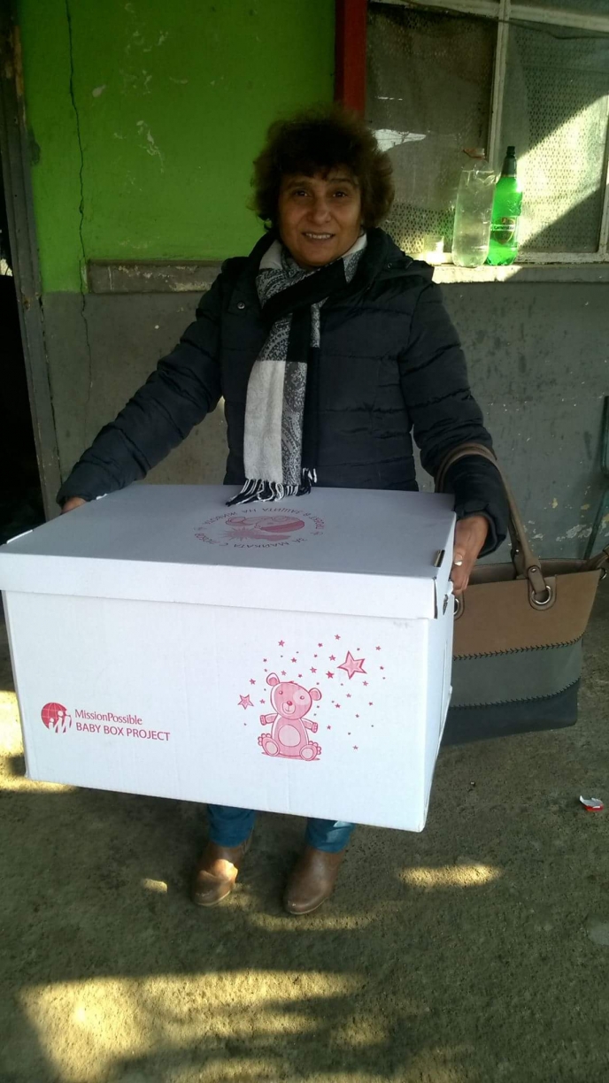 Кутии по проект ”За майката с любов” в Ямбол