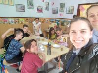 „Създай-ЕКО-Дари” - ученици помагат на деца без родители