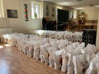 Каритас Витания раздаде над 100 хранителни пакета в кампанията „Щедрата кошница“