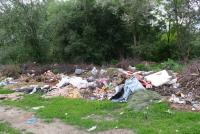 Доброволци извадиха над 2 хиляди тона отпадъци от приток на Струма