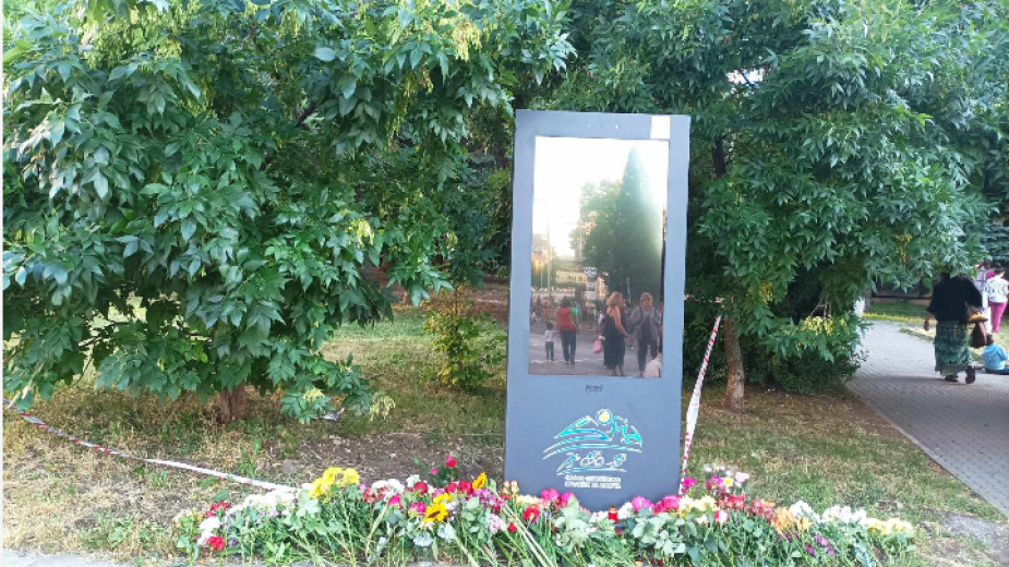 Мемориал на жертвите: 18 билборда с лица – децата, загинали в ПТП-та